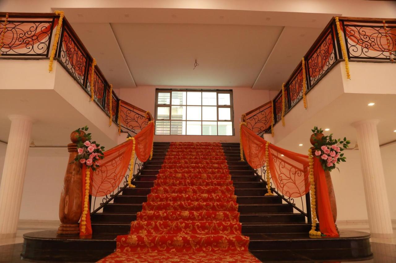 The Orange Flag, Phulambri Hotell Ganori Eksteriør bilde